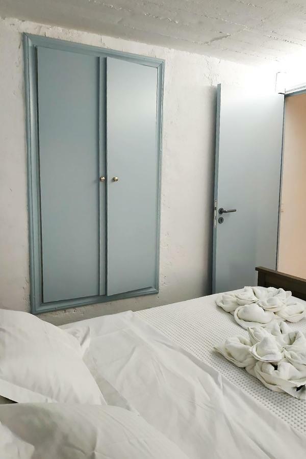 Theseus Apartment Poros Town ภายนอก รูปภาพ