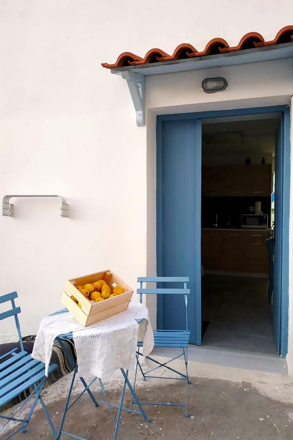 Theseus Apartment Poros Town ภายนอก รูปภาพ